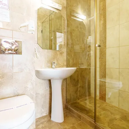 De Inchiriat Kataleya